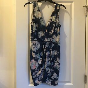 BCBG floral dress SZ 4 (fits like a small)